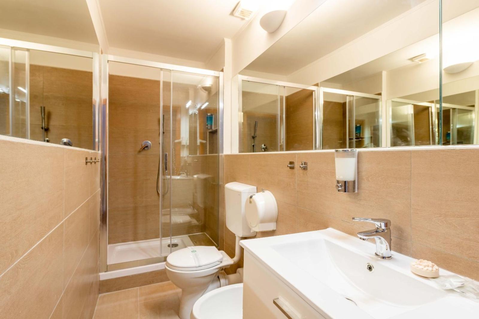 Clavdia Flat Hotel Róma Kültér fotó